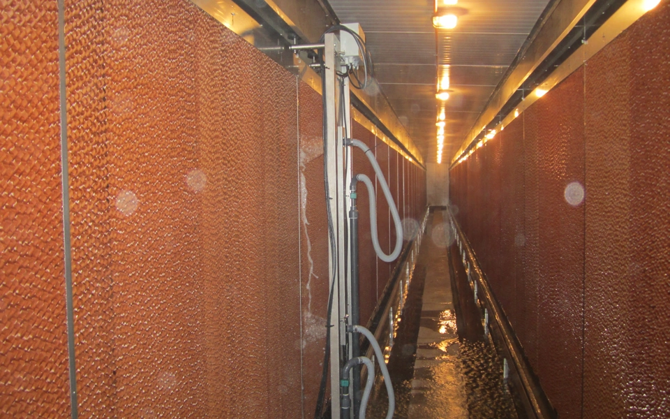 pig house biological air cleaner interior